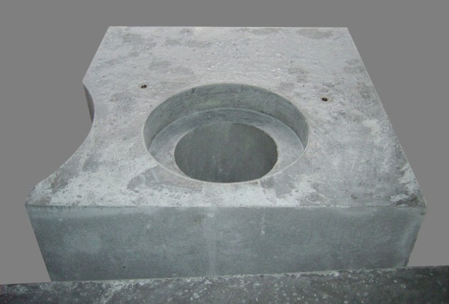 Primary aluminum smelting, prefabricated shapes made of fused silica LUPUCAST FS 65 Feuerfeste Steine